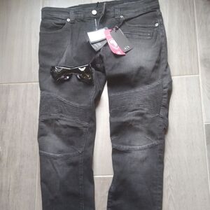 A/X Armani Exchange J27 Men's Black Skinny Jeans +Armani Style Sunglasses SZ=32